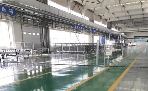 明日大雪：梦得来化工为您打造温暖而坚固的乌兰环氧地坪