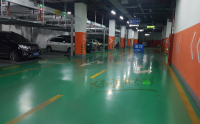 乌兰乌兰环氧地坪施工中的注意事项及常见问题解决指南